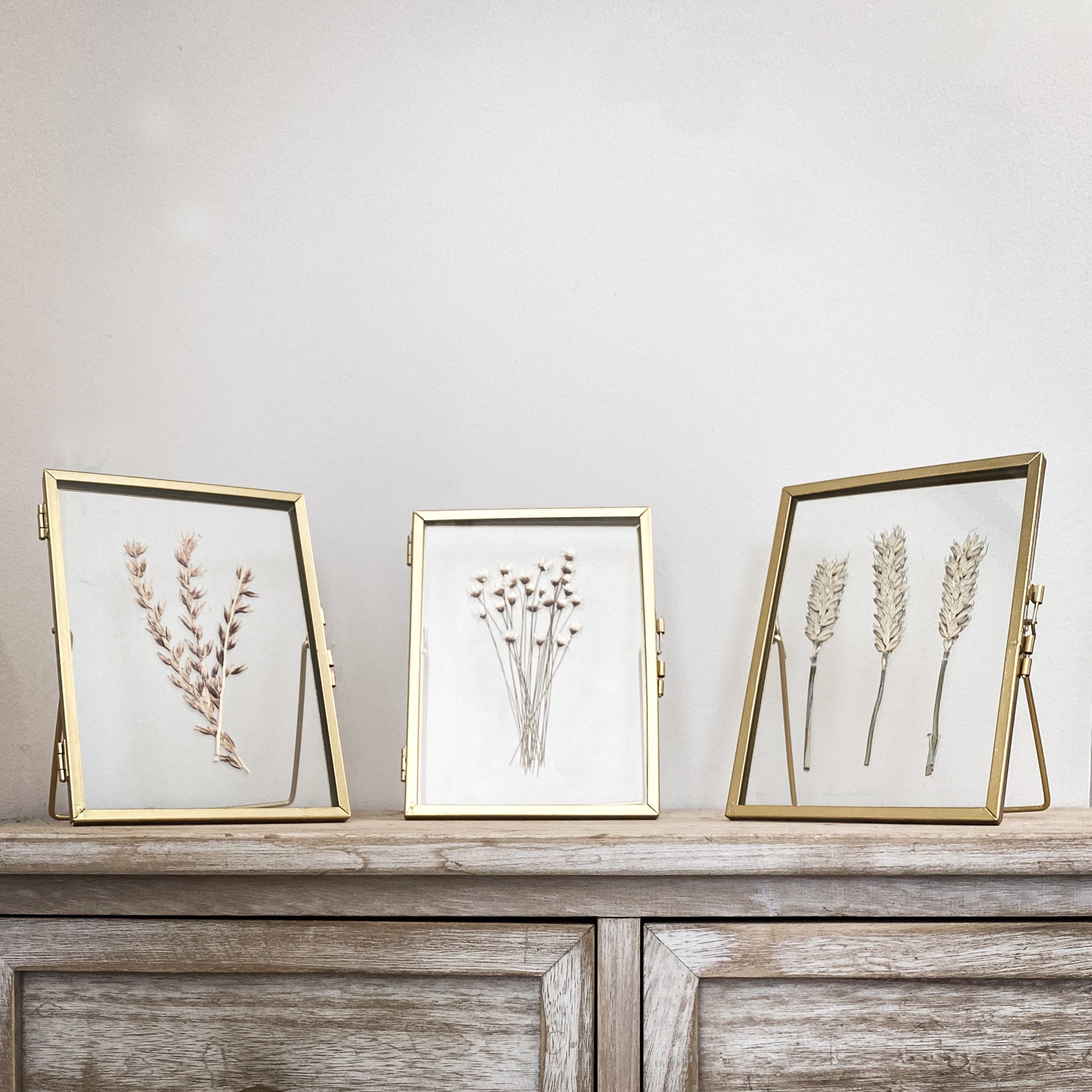 Gold Pressed Flower Frame: Dried Natural Maize - Small