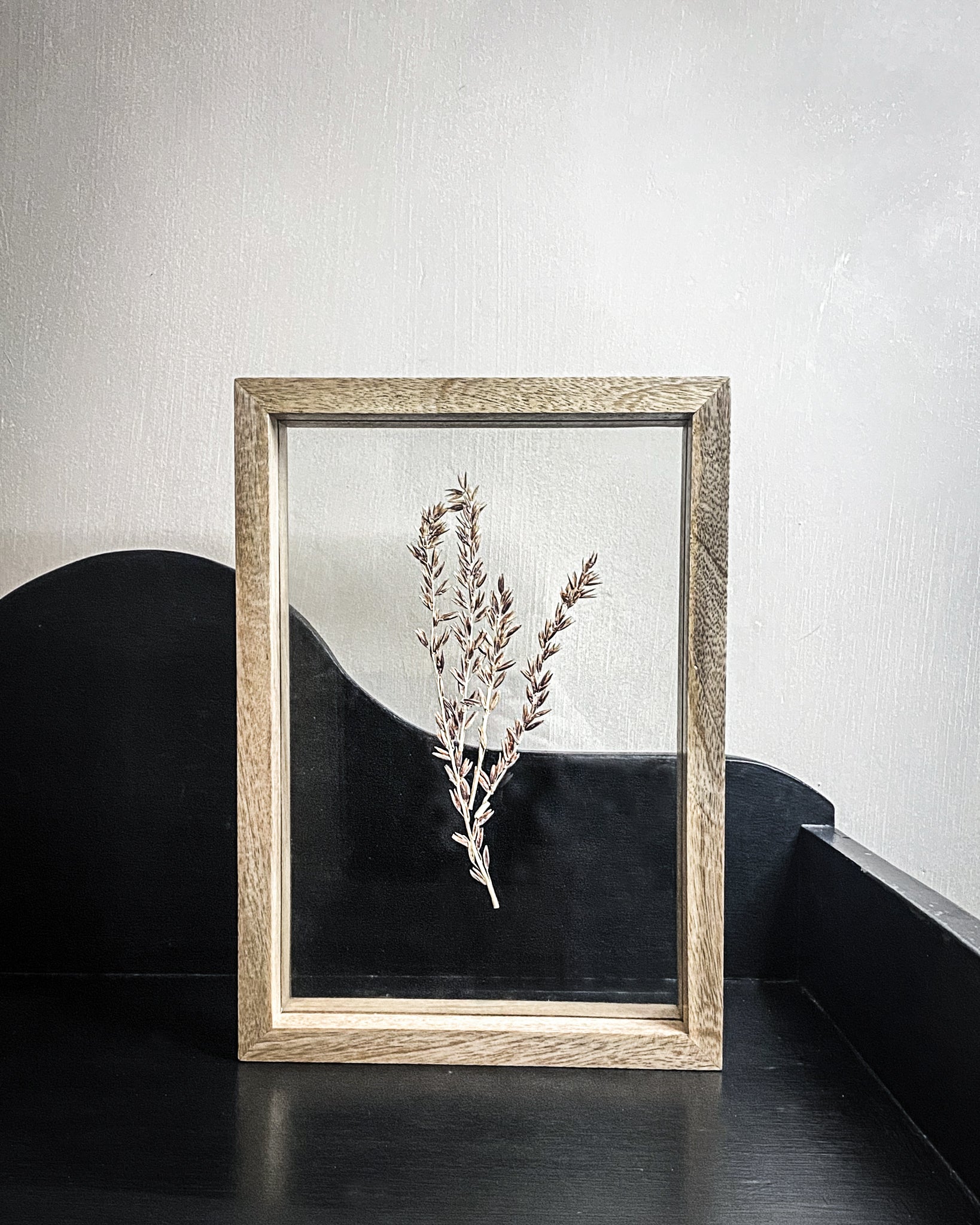 Taya Mango Wood Pressed Flower Frame: Dried Maize - Large