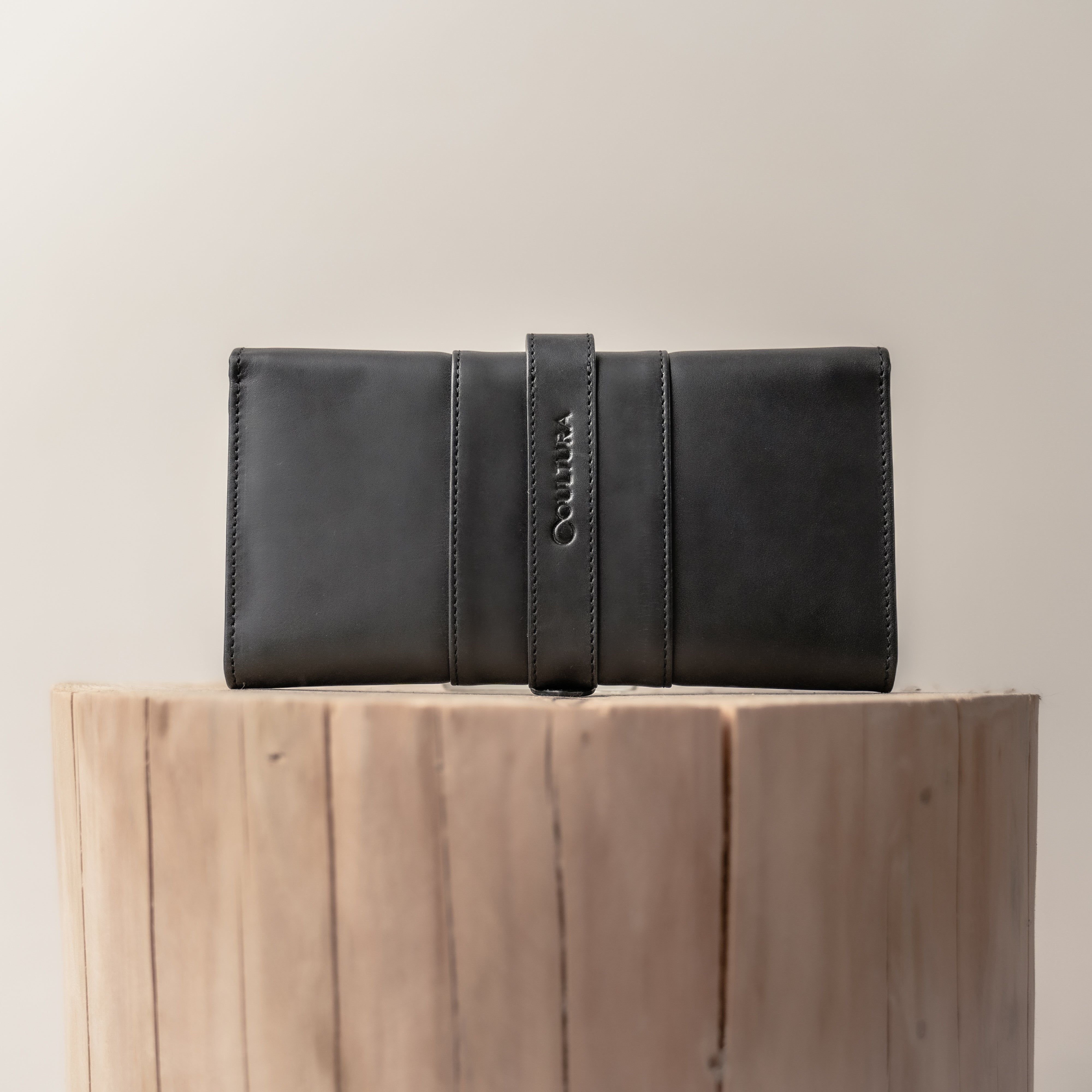 Kali Leather Purse - Black