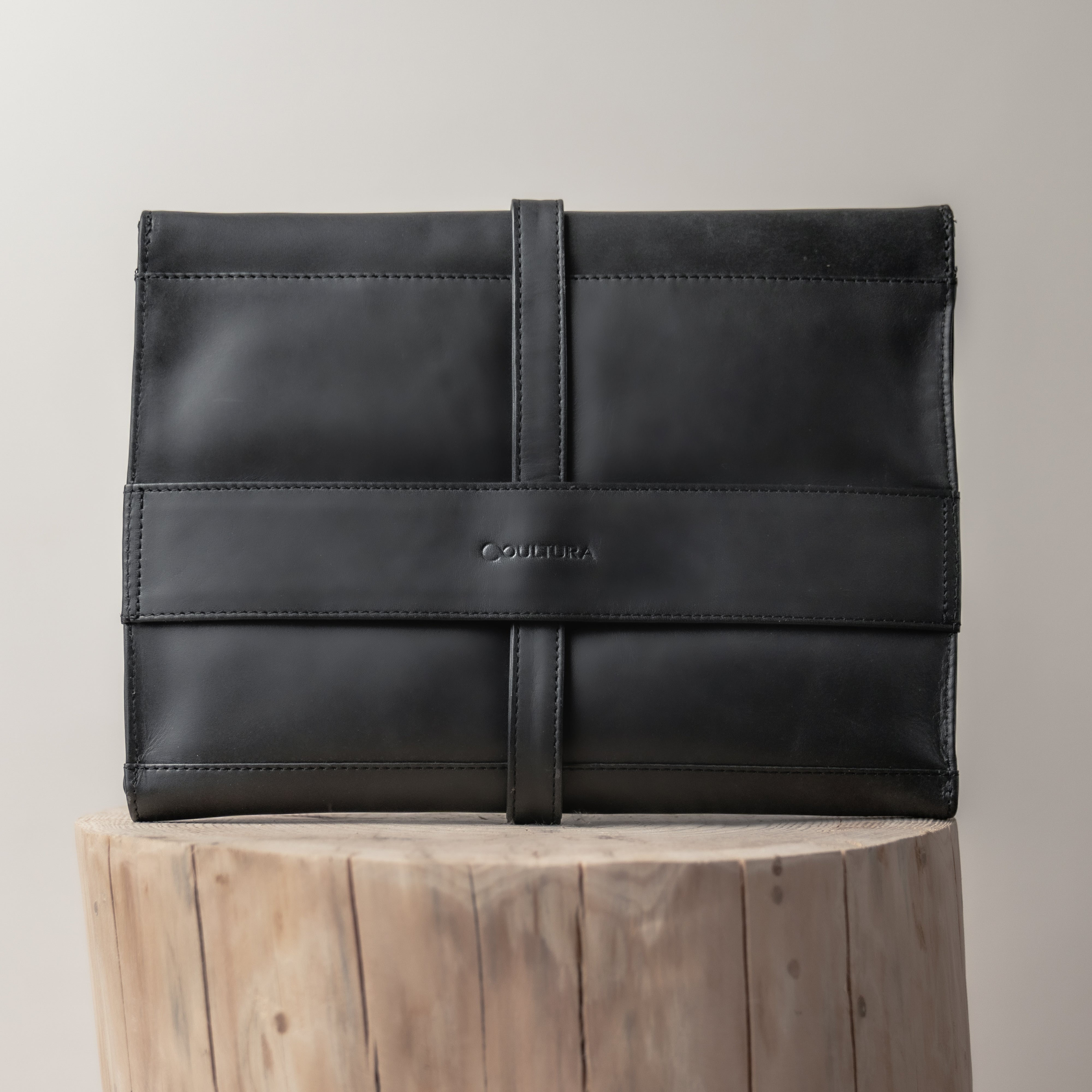 Maidan Leather Clutch Bag - Black