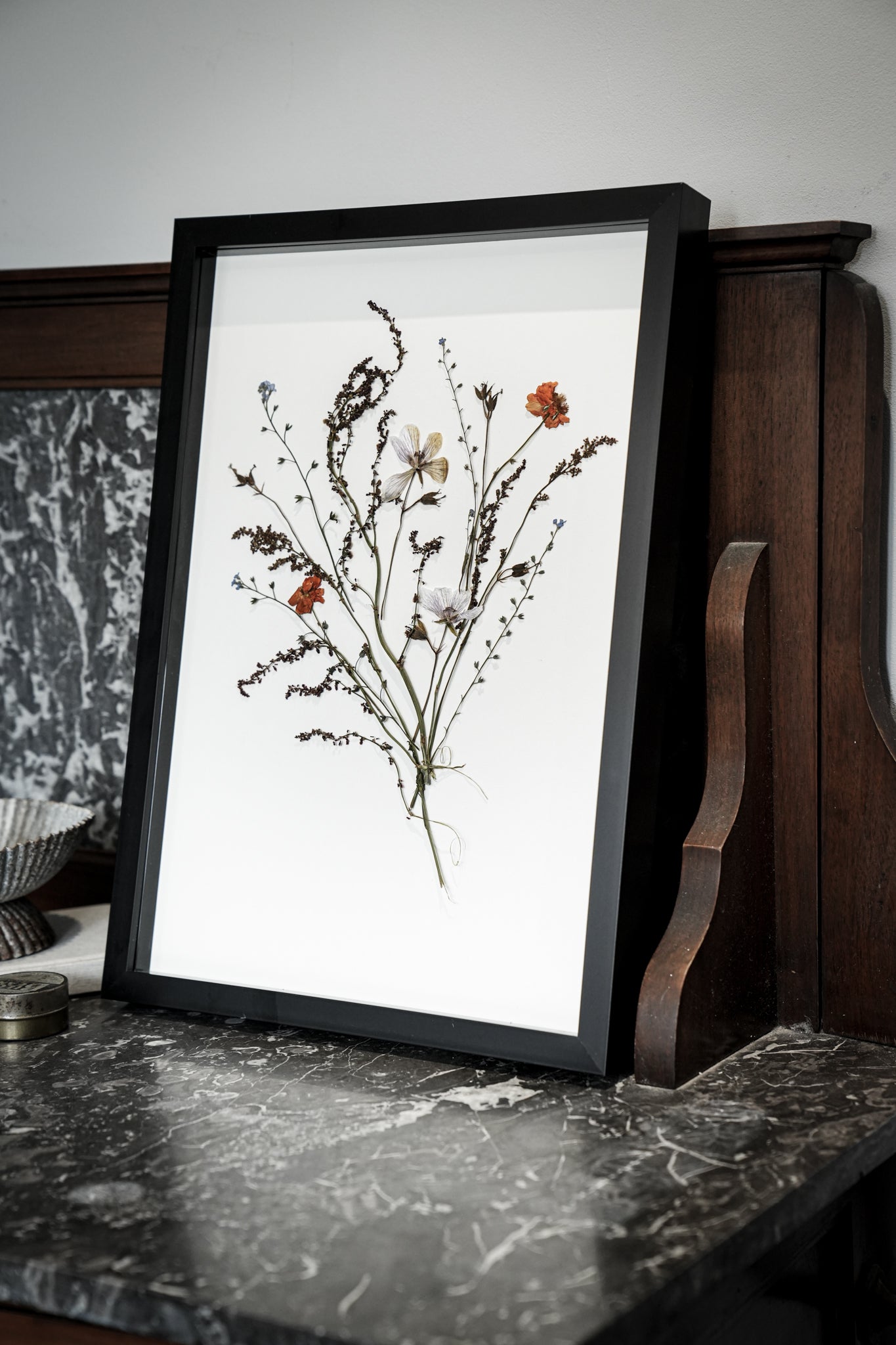 Whisper Stem – A3 Pressed Flower Frame