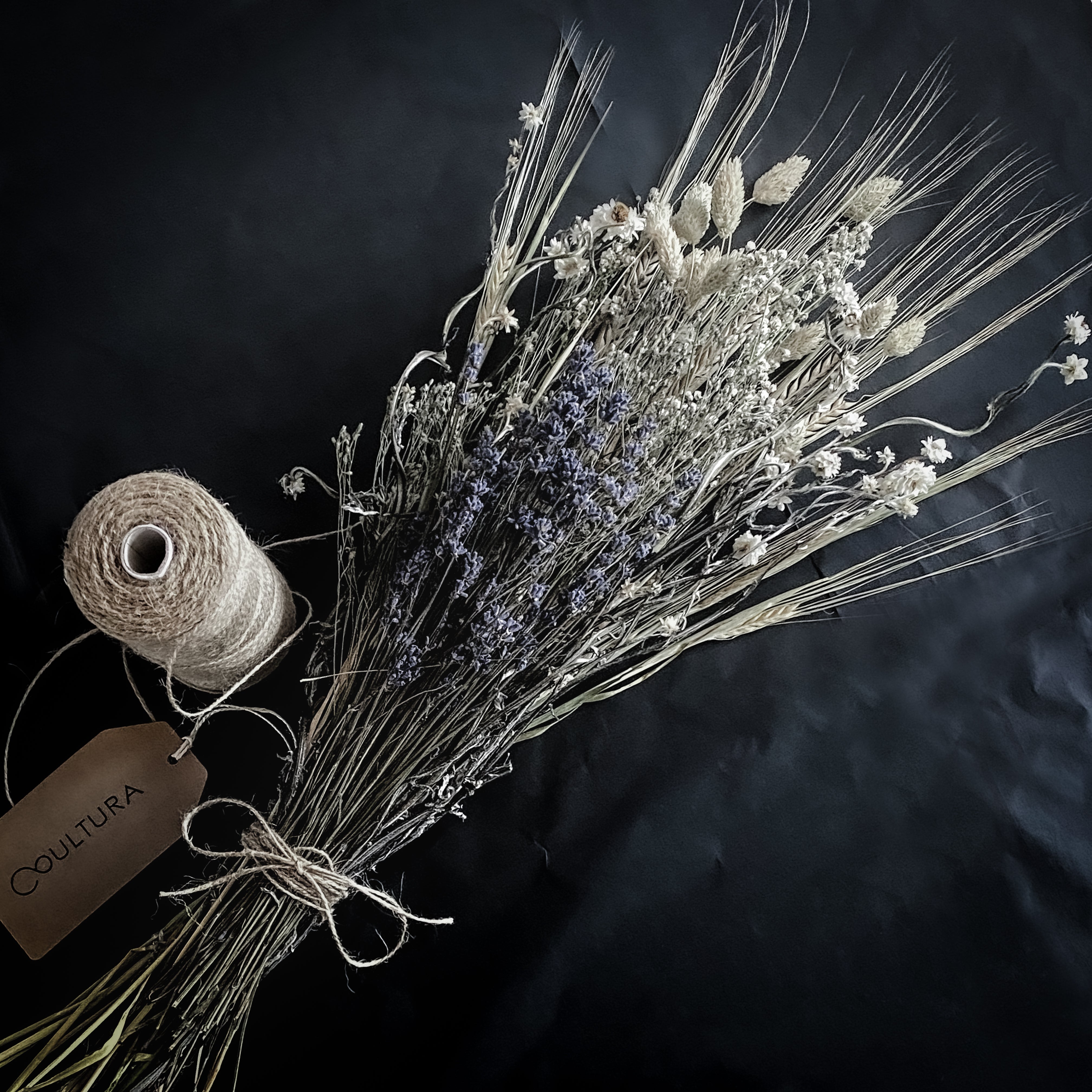 Dried Flower Bouquet: Dried Lavender & Wild Grasses