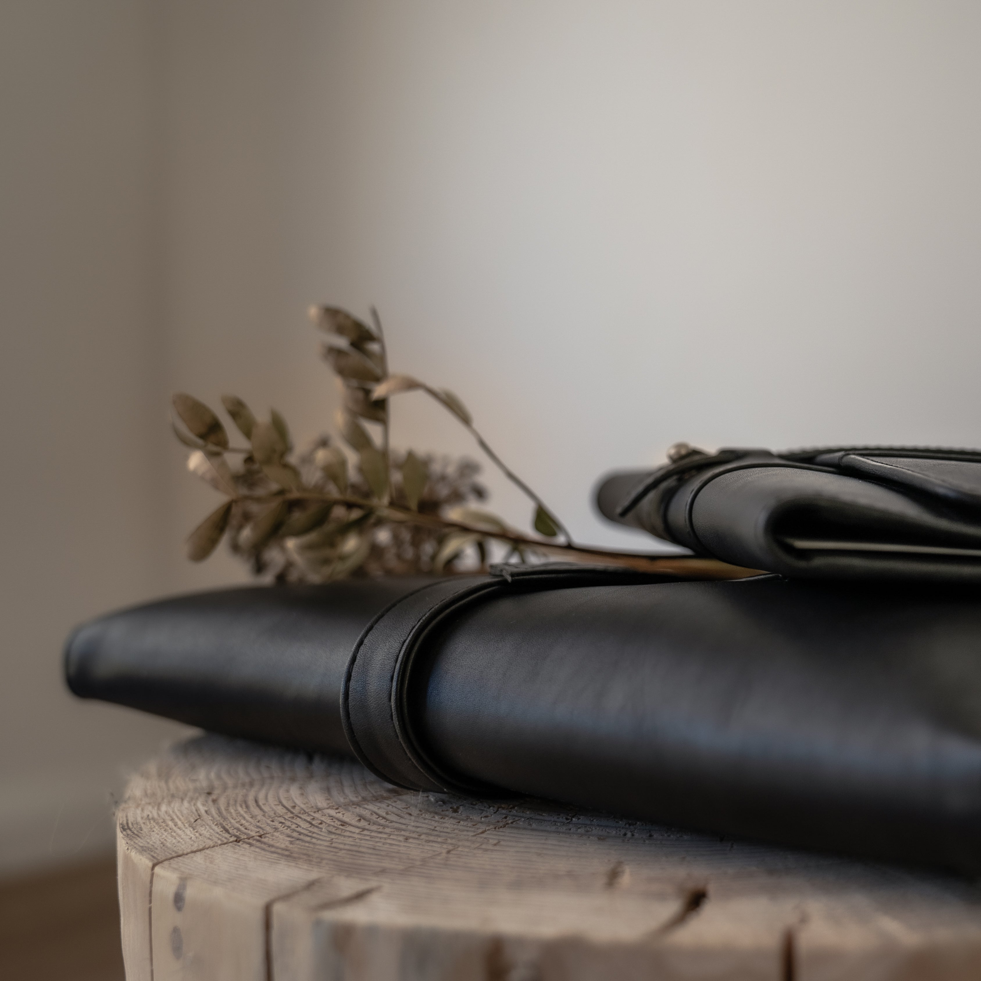 Handmade Leather Purse - Black