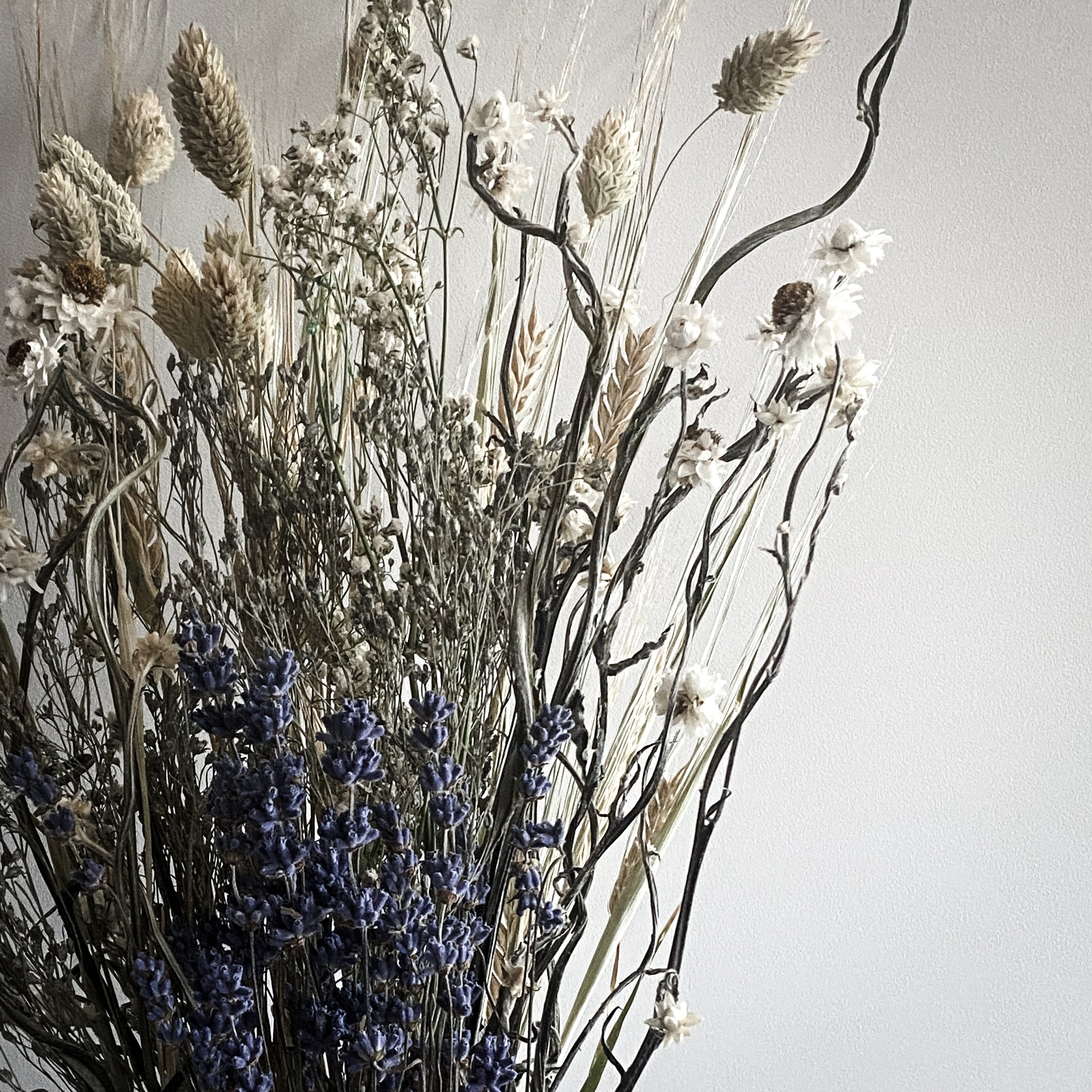 Dried Flower Bouquet: Dried Lavender & Wild Grasses