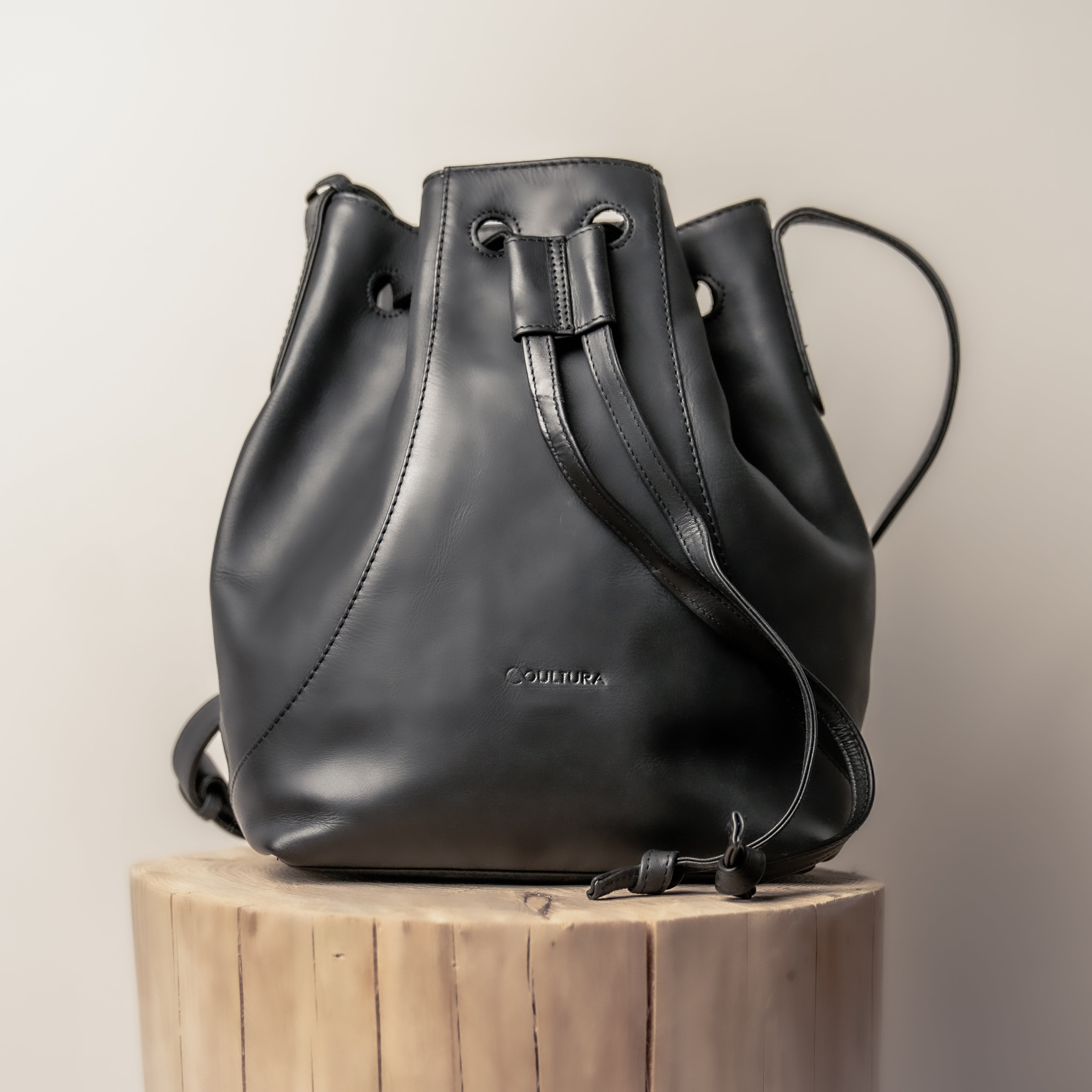 Drawstring leather bucket outlet bag