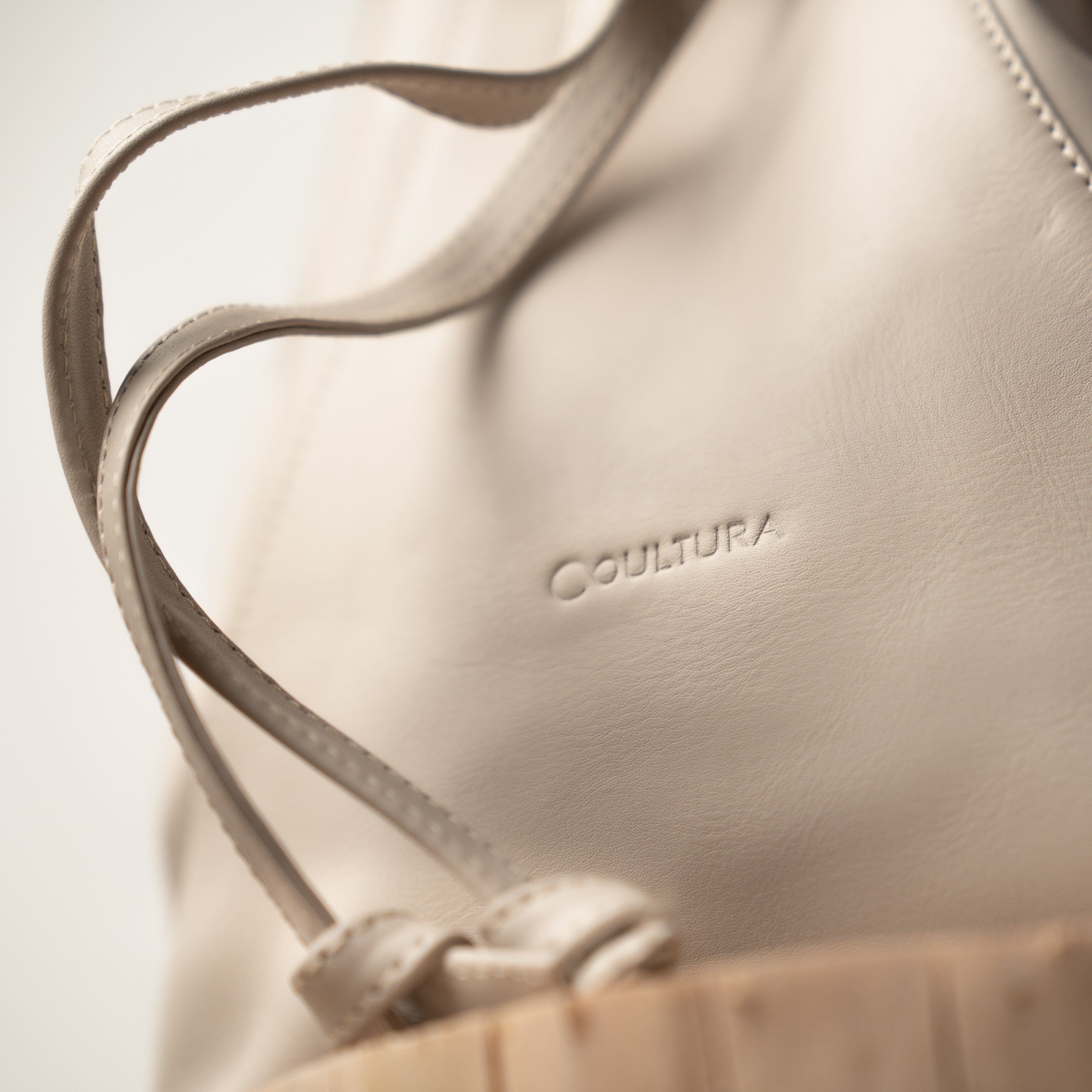 Resa Leather Shoulder Bag - Stone White