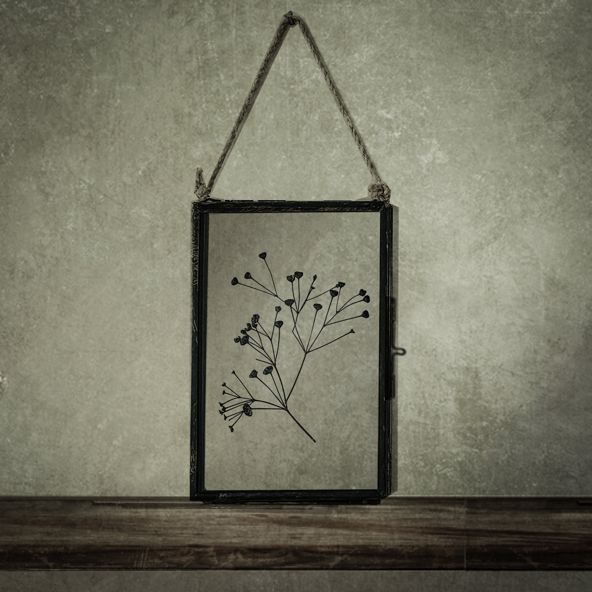 Black Antique Pressed Flower Frame: Dried Massama - Small