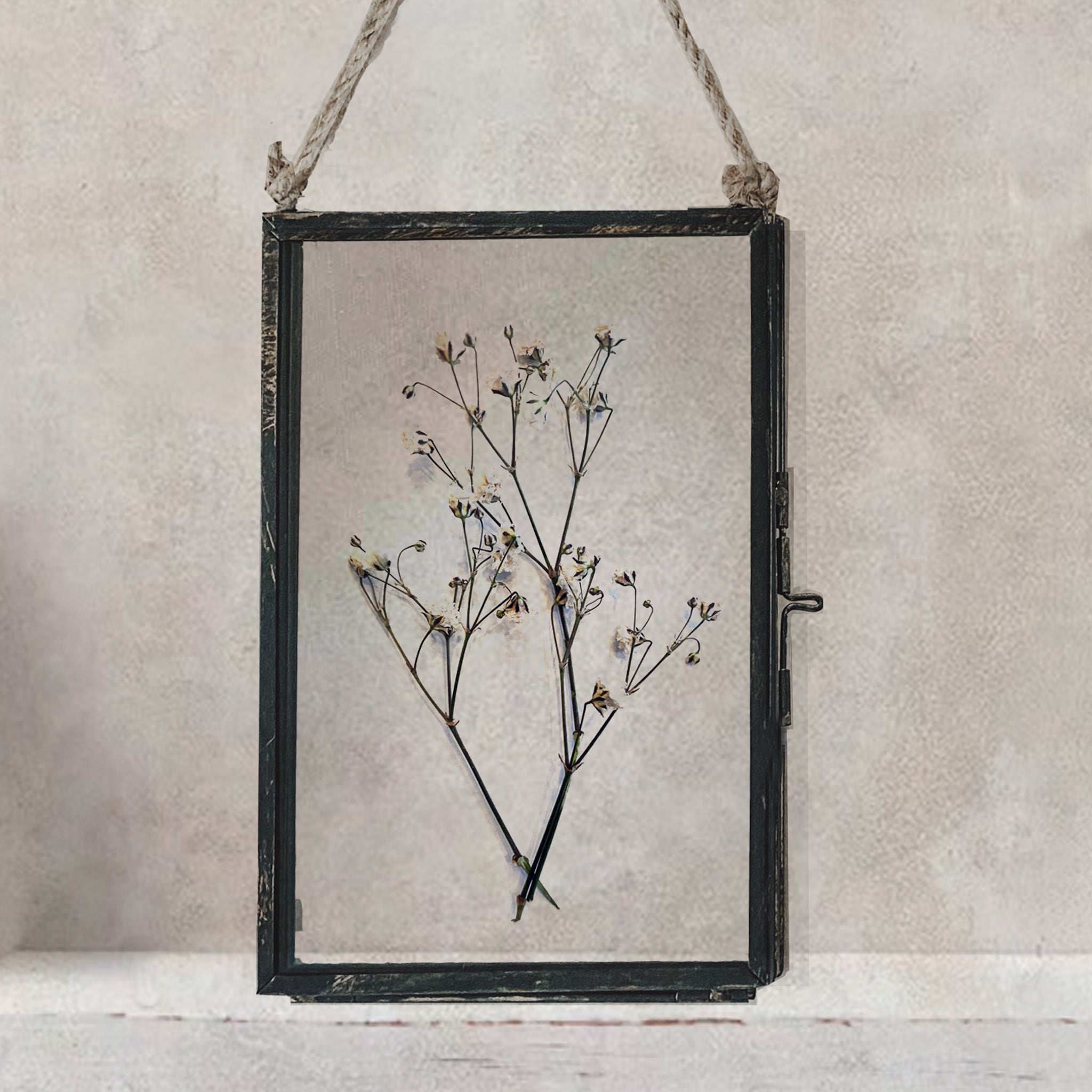 Black Antique Pressed Flower Frame: Dried Baby's Breath - Small